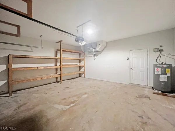 $1,749 | 906 Alfreda Avenue, Lehigh Acres, FL 33971