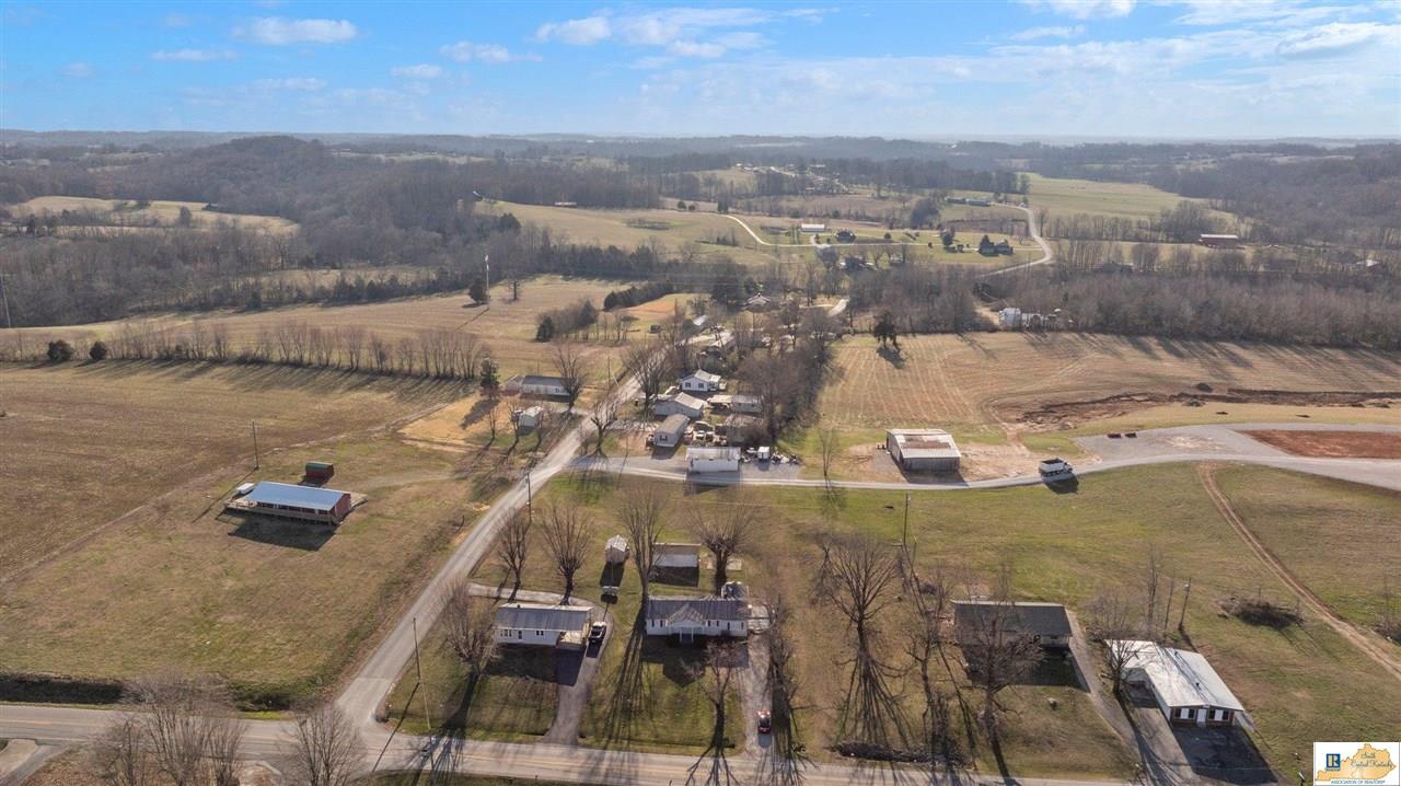 2410 Roseville Road Glasgow, KY 42141 - Photo 7 of 23 Gallery Image 7