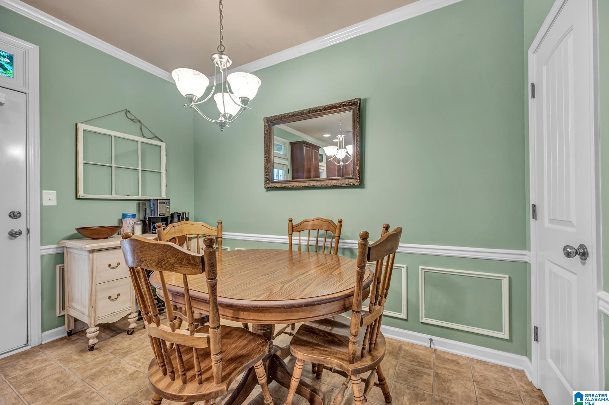 306 Calloway Lane Pelham, AL 35124 - Photo 17 of 38