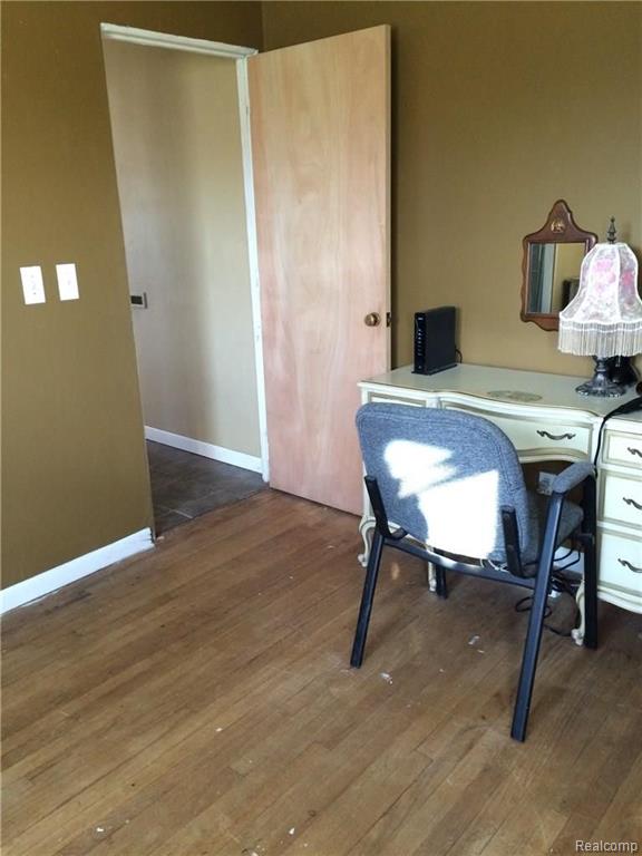 12175 Rattalee Lake Road Davisburg, MI 48350 - Photo 23 of 41