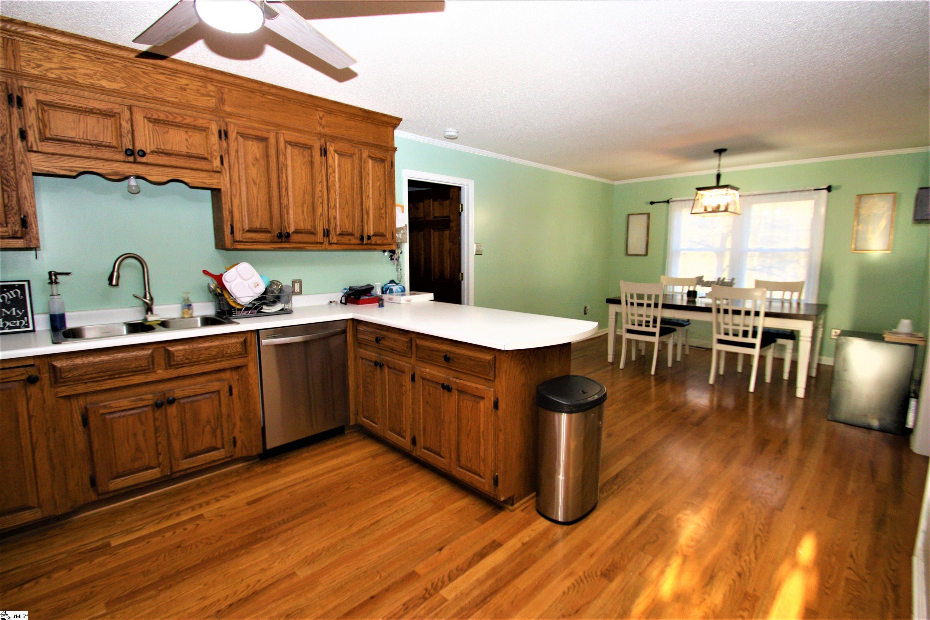 581 Goldmine Road Spartanburg, SC 29307 - Photo 19 of 36 Gallery Image 19