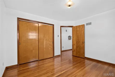 $259,900 | 1011 Hawthorn Avenue, St. Charles, MO 63301
