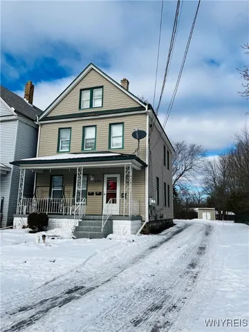 $299,900 | 284 Olmstead Avenue, Lancaster, NY 14043