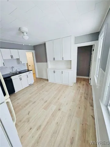 $299,900 | 284 Olmstead Avenue, Lancaster, NY 14043