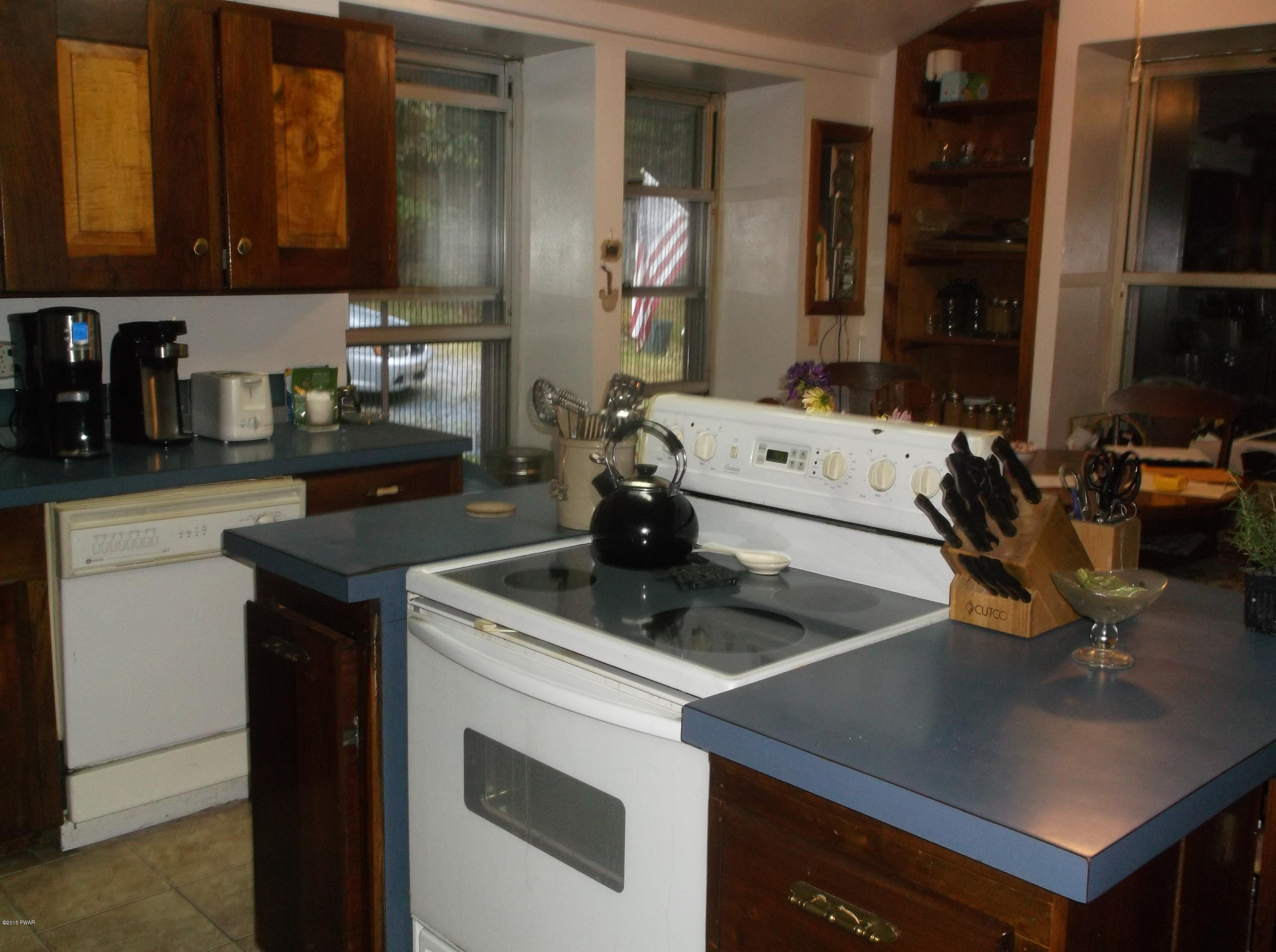 105 Armstrong Road Milford, PA 18337 - Photo 8 of 20 Gallery Image 8