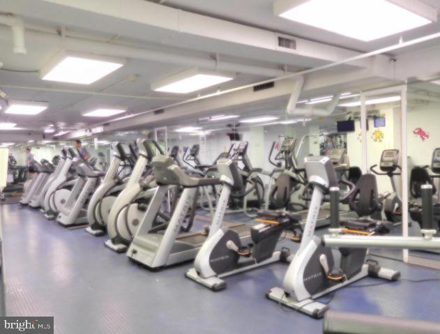 2101 Chestnut Street, Unit 815 Philadelphia, PA 19103 - Photo 11 of 11