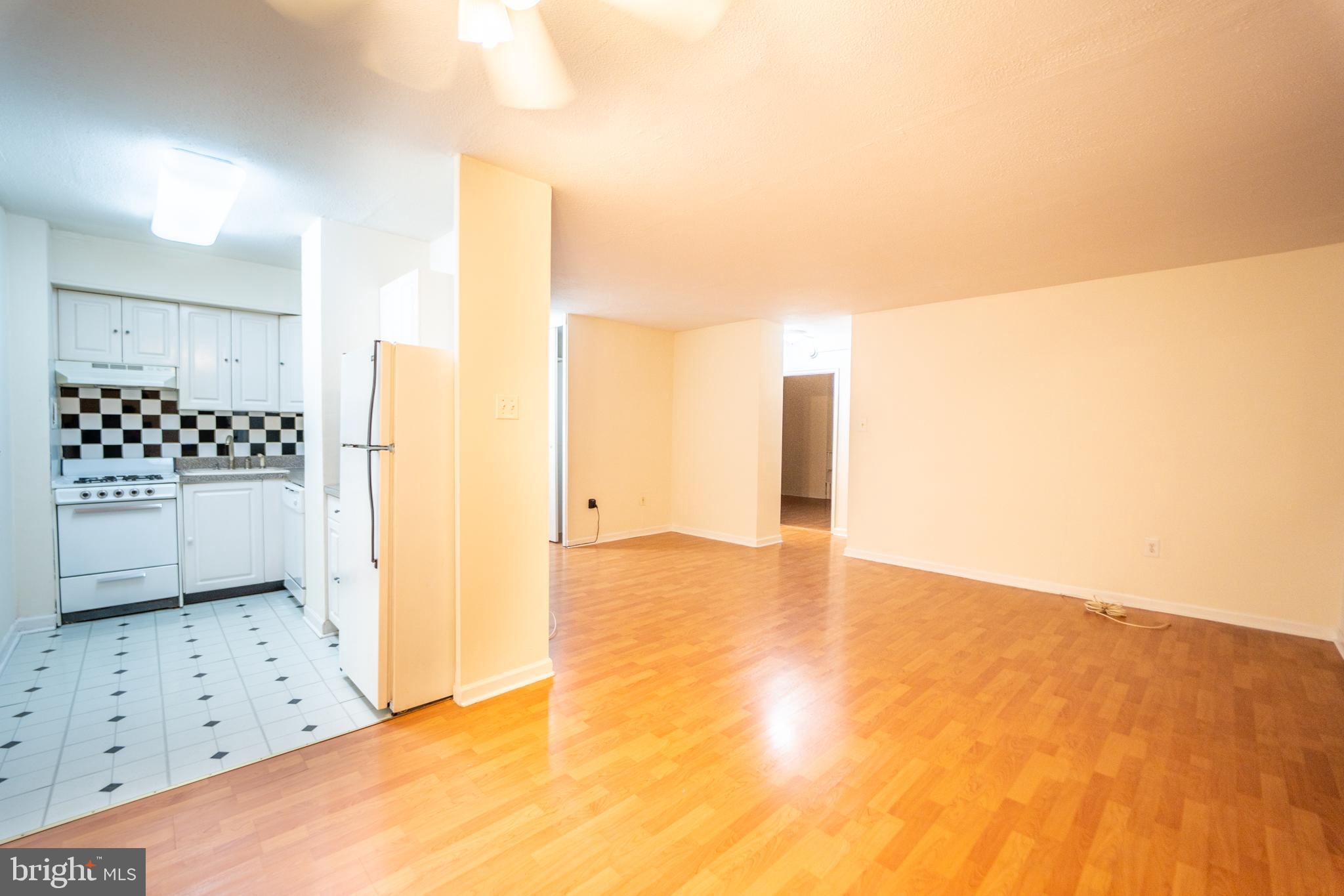 2101 Chestnut Street, Unit 815 Philadelphia, PA 19103 - Photo 5 of 11