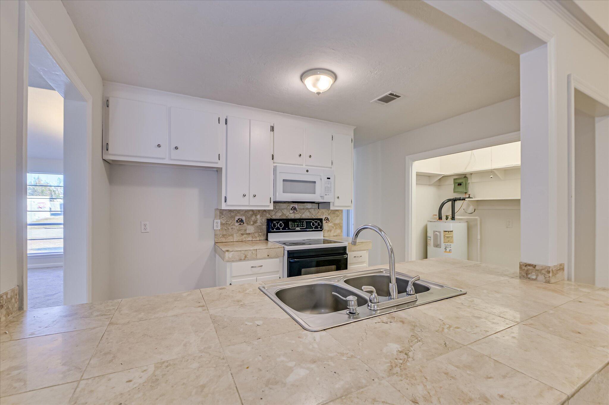 1847 Formosa Drive Augusta, GA 30906 - Photo 15 of 40 Kitchen