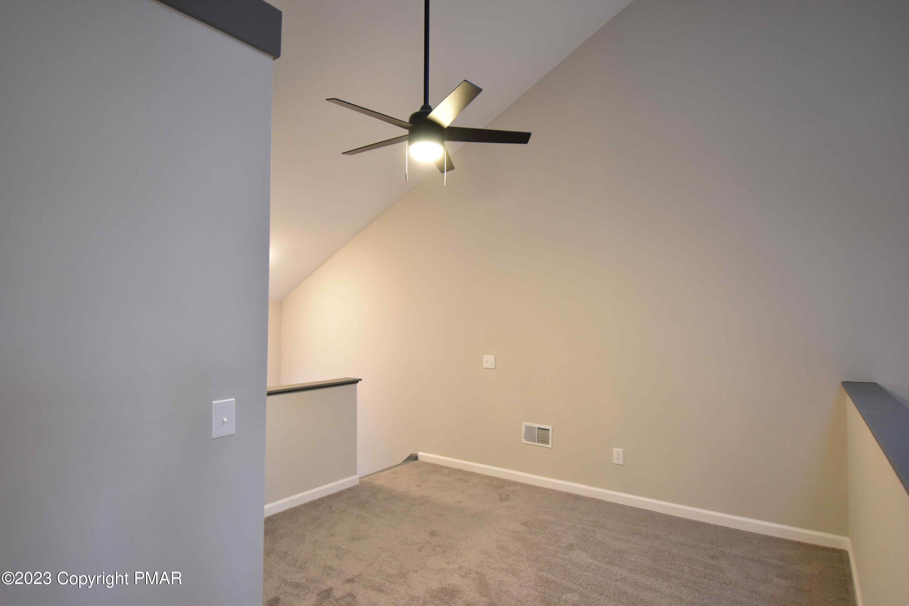 601 Mountain View Way Bushkill, PA 18324 - Photo 18 of 37 Loft