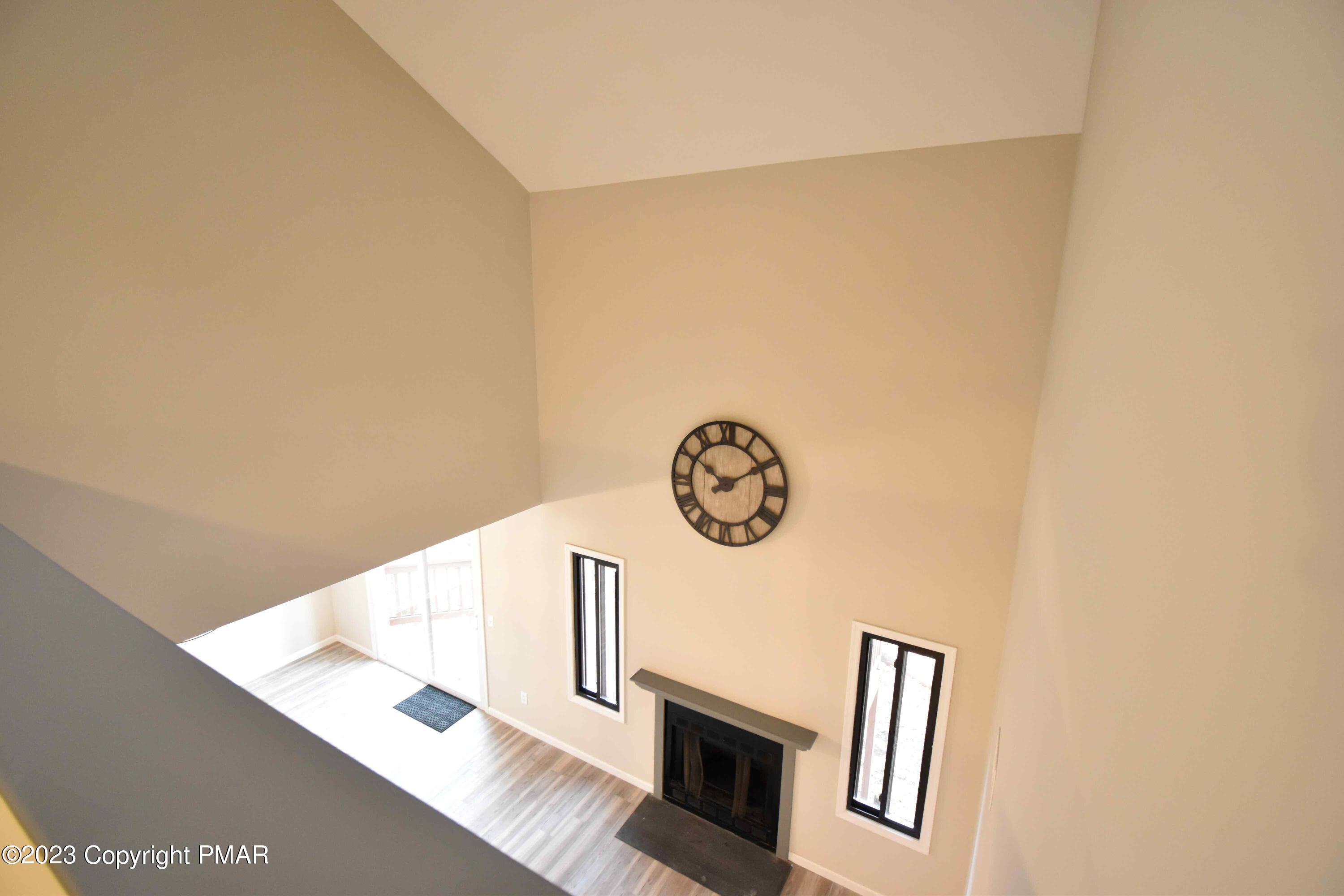 601 Mountain View Way Bushkill, PA 18324 - Photo 19 of 37 Loft View