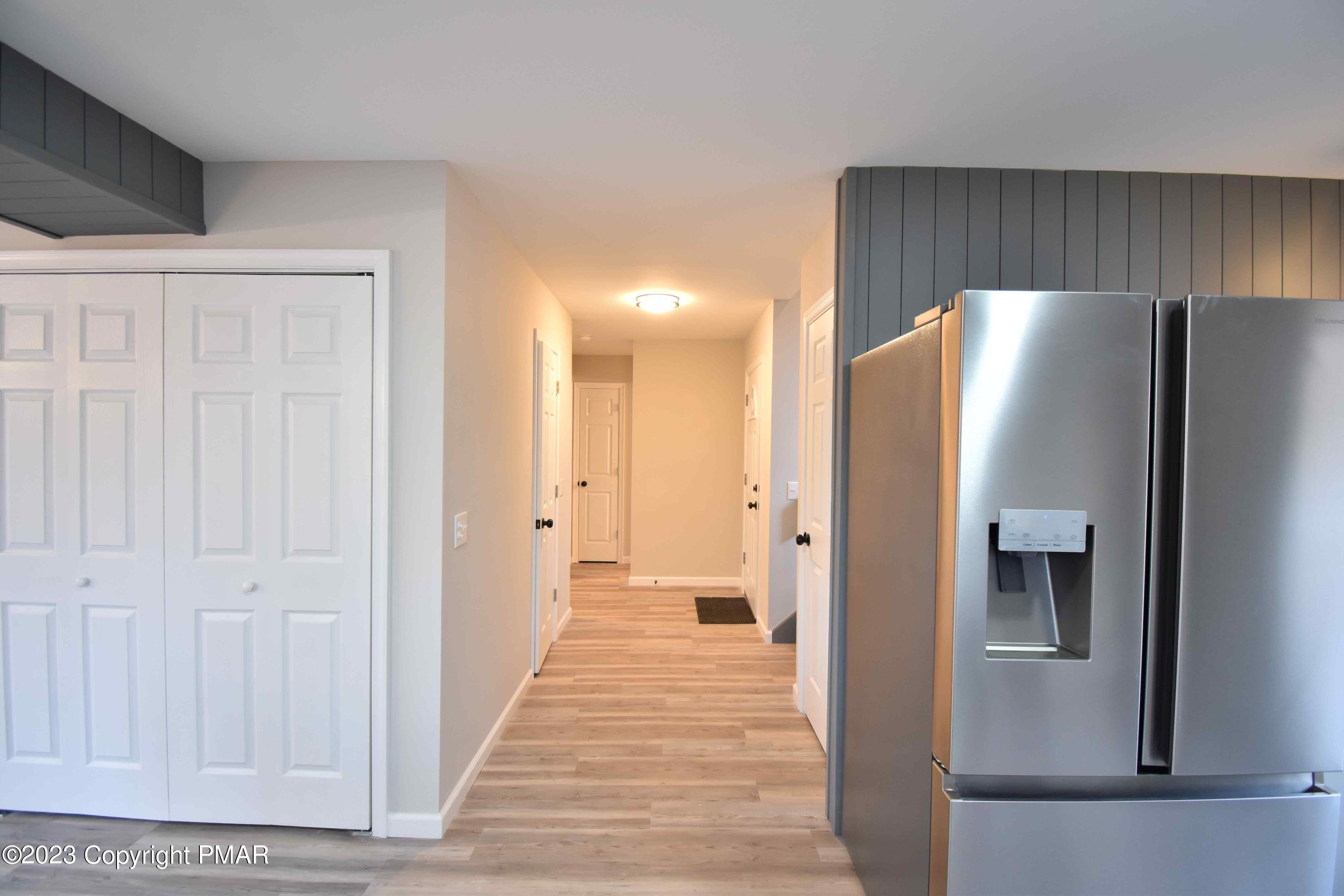 601 Mountain View Way Bushkill, PA 18324 - Photo 25 of 37 Hall