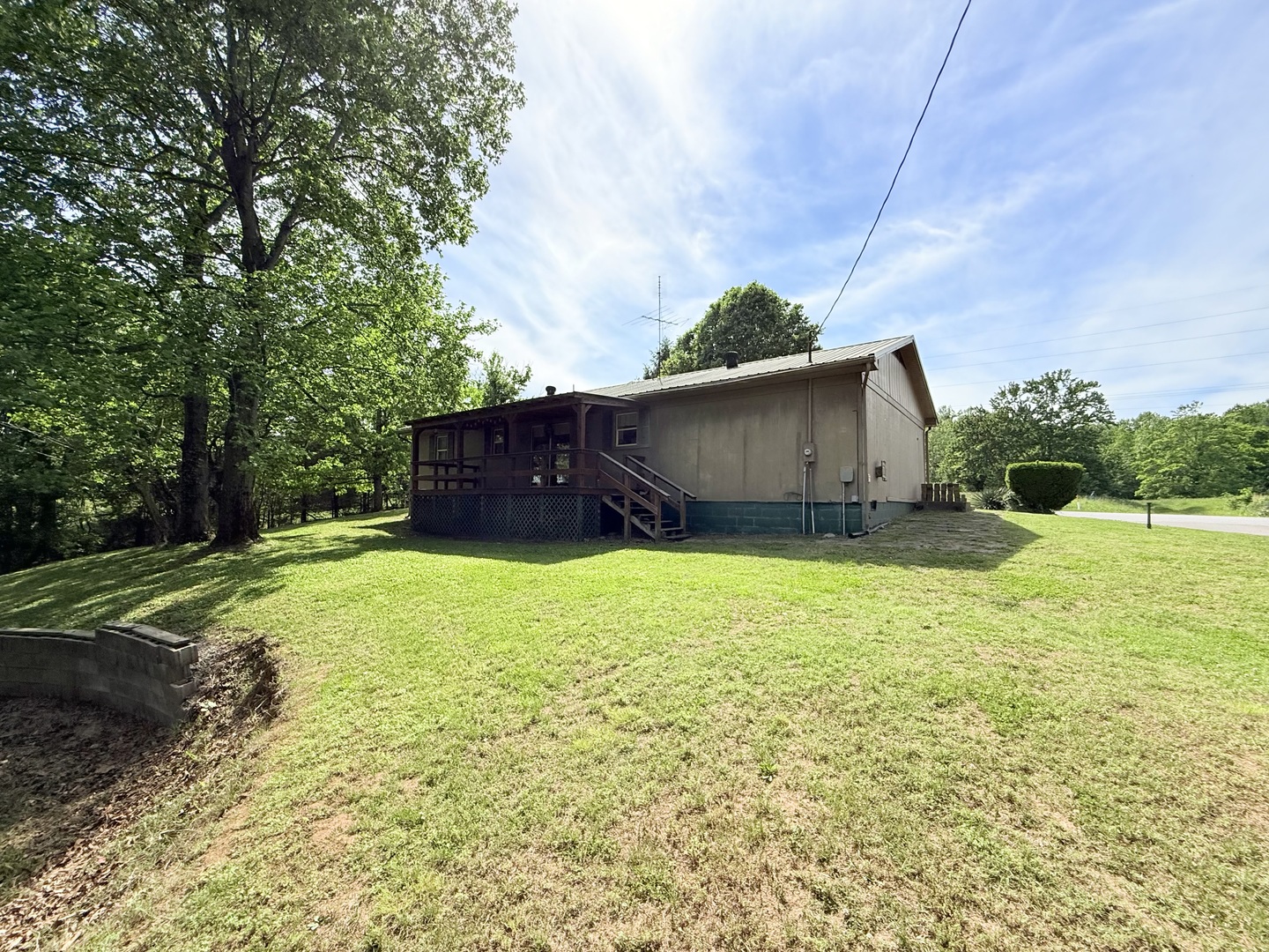106 Highway 1 Cave In Rock, IL 62919 - Photo 6 of 27