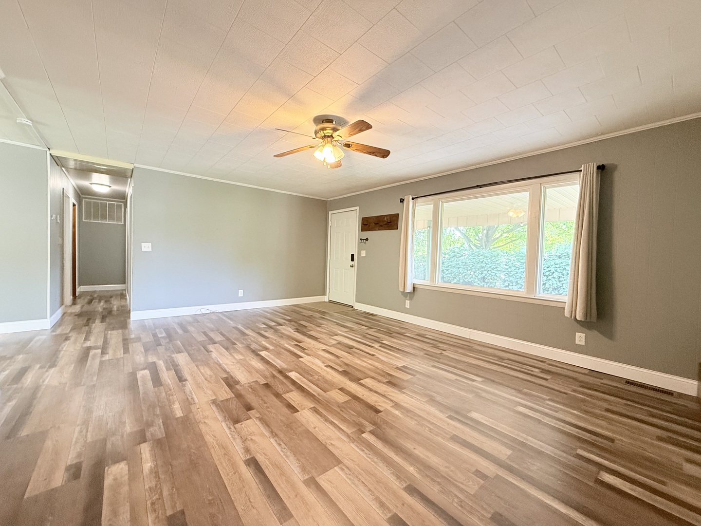106 Highway 1 Cave In Rock, IL 62919 - Photo 8 of 27