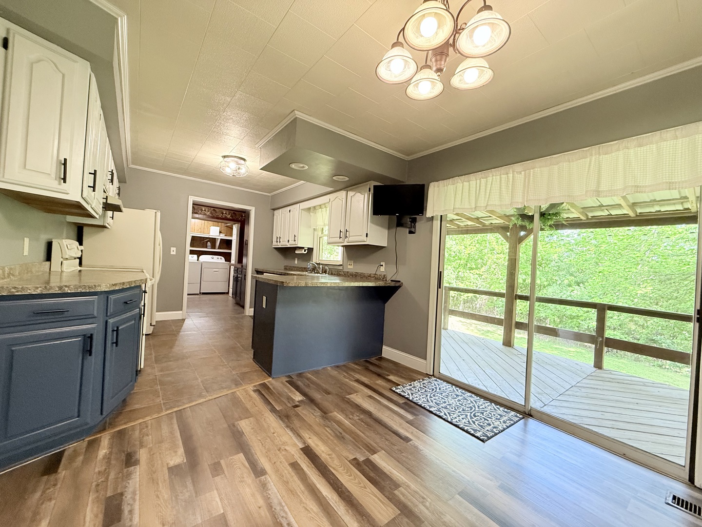 106 Highway 1 Cave In Rock, IL 62919 - Photo 9 of 27