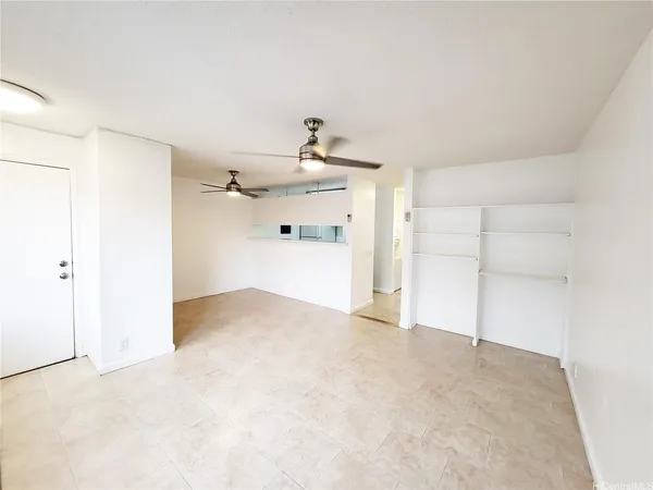 $2,400 | 46-269 Kahuhipa Street, Unit D309, Kaneohe, HI 96744