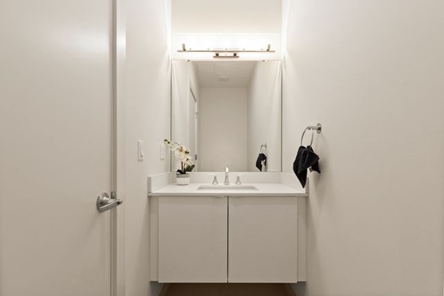 $785,000 | 121 Portland Street, Unit 411, Boston, MA 02114