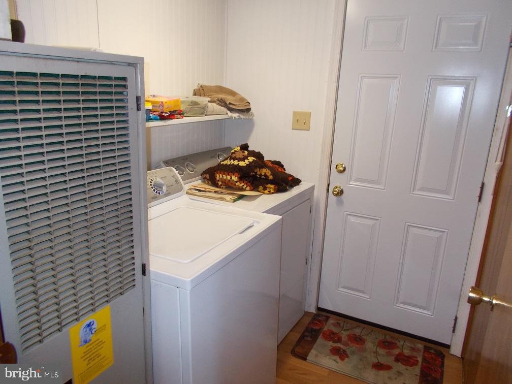 14807 Daley Road Hagerstown, MD 21740 - Photo 20 of 37 LAUNDRY ROOM