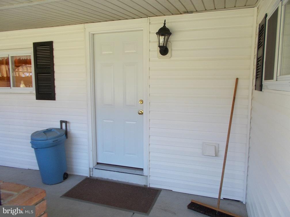 14807 Daley Road Hagerstown, MD 21740 - Photo 34 of 37 FRONT PORCH