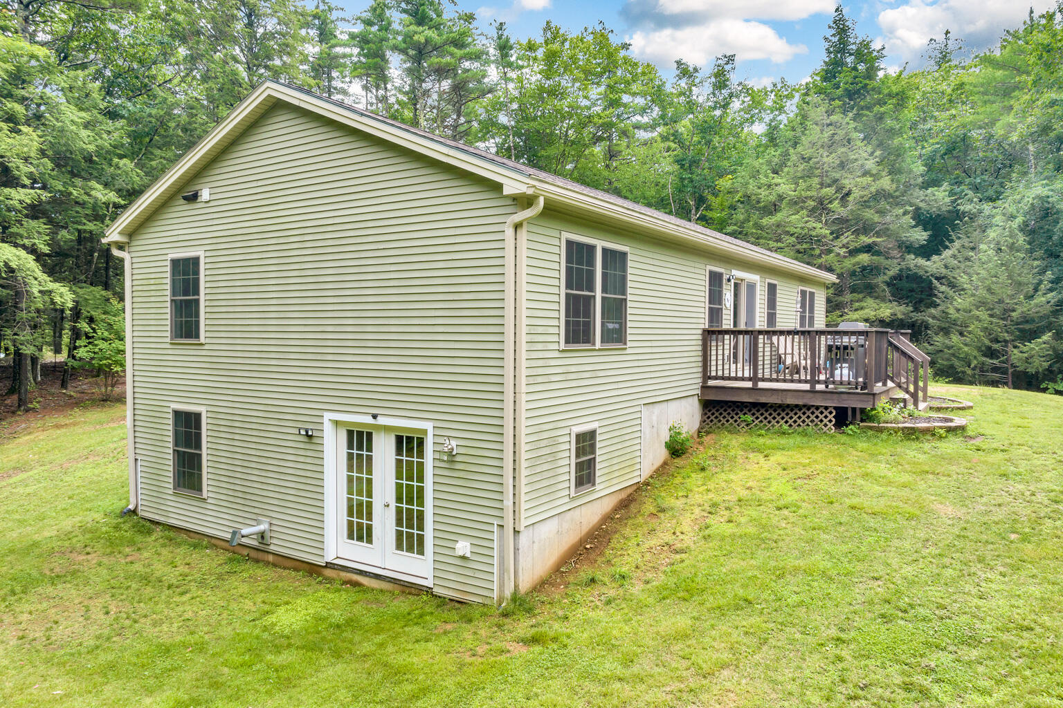 192 Oak Hill Road Lebanon, ME 04027 - Photo 28 of 33 192OakHillRd007