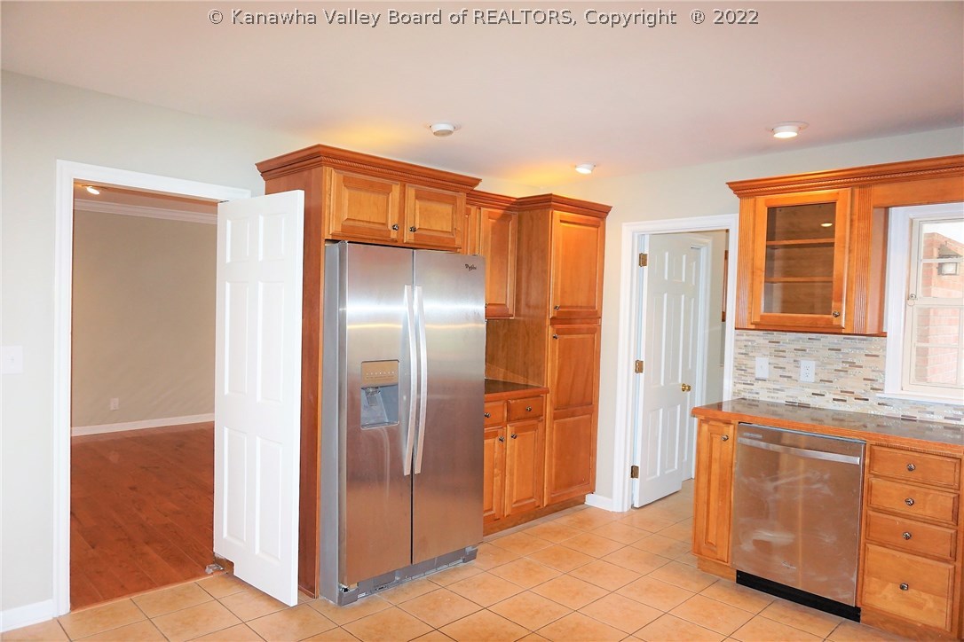 1505 Mt Vernon Road Charleston, WV 25314 - Photo 10 of 29 Gallery Image 10