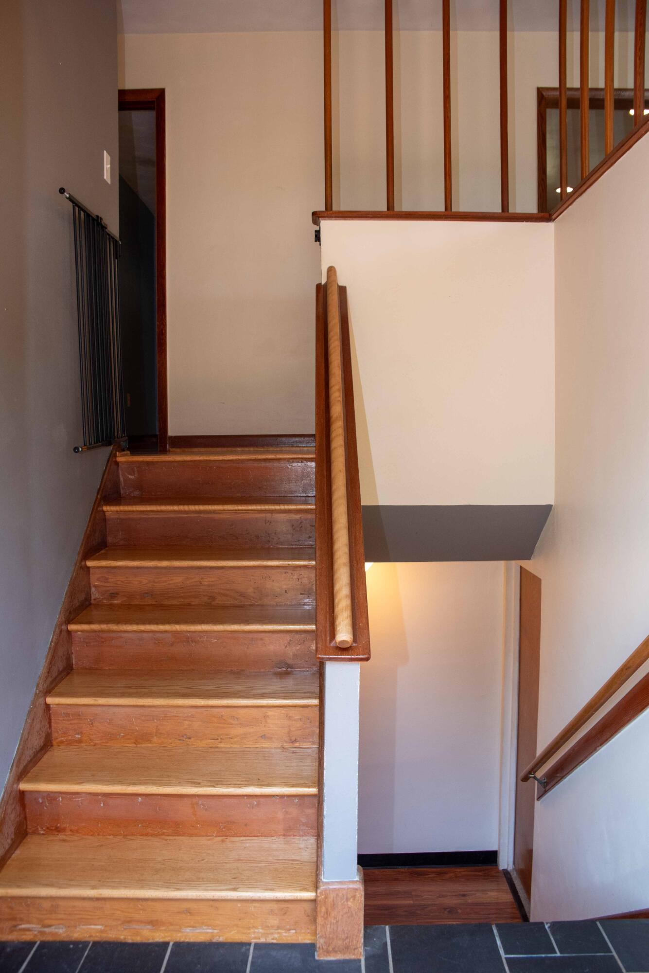 6038 Thornrose Road Roanoke, VA 24012 - Photo 4 of 68 6038 Thornrose-4
