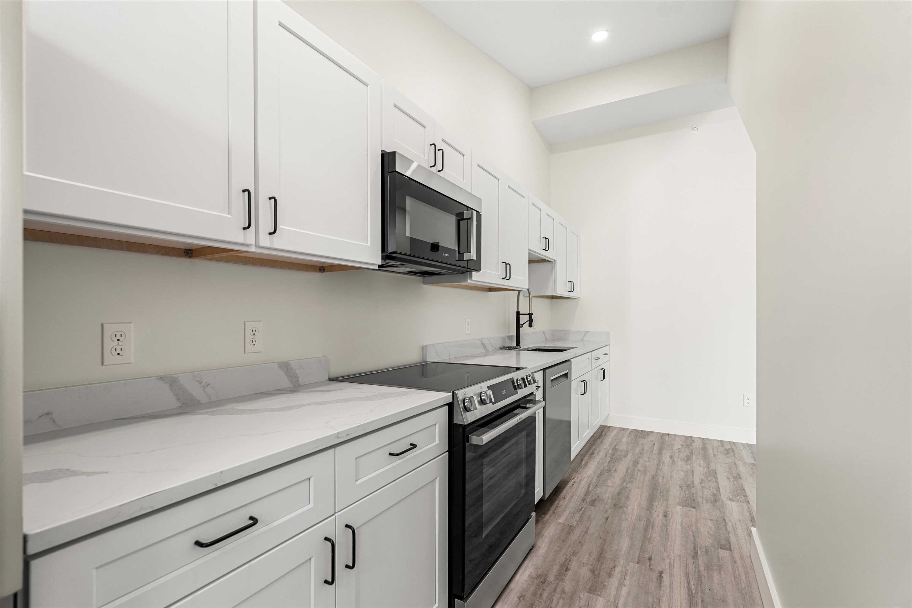 85 Water Street, Unit #8 Exeter, NH 03833 - Photo 27 of 41 Gallery Image 27