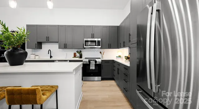 $4,272 | 704 West Tremont Avenue, Unit TH1, Charlotte, NC 28203