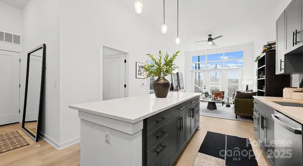 $4,144 | 704 West Tremont Avenue, Unit TH1, Charlotte, NC 28203