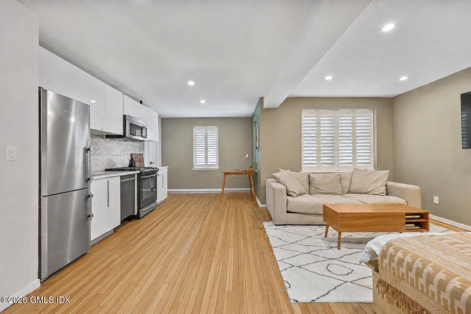 52 Lafayette Place, Unit 1F Greenwich, CT 06830 - Photo 1 of 16 1 - 1F - 52 Lafayette Pl