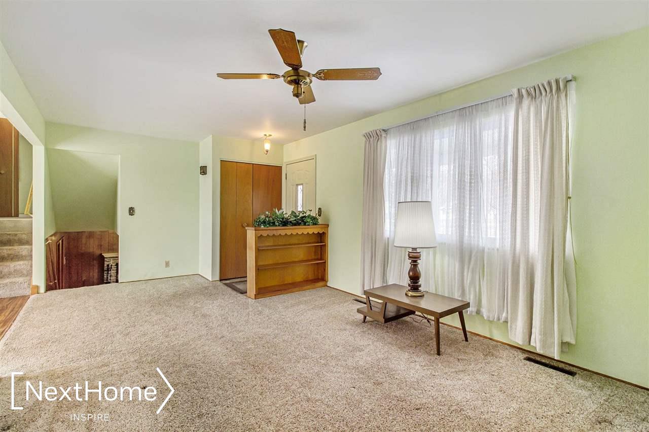 9173 Potter Road Flushing, MI 48433 - Photo 9 of 33