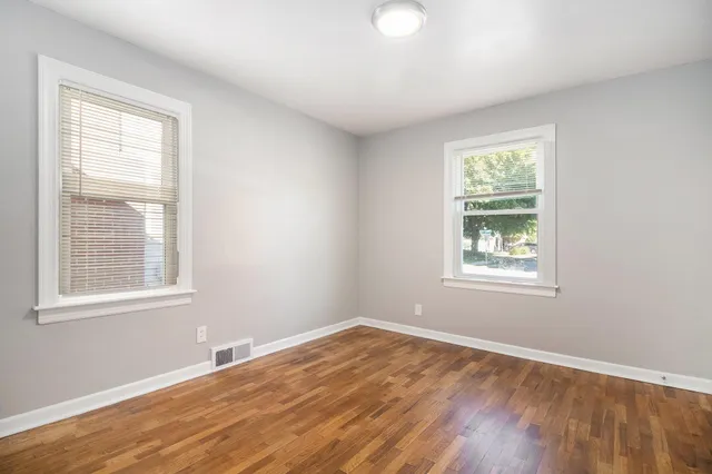 $249,900 | 2461 Wyoming Avenue Southwest, Wyoming, MI 49519