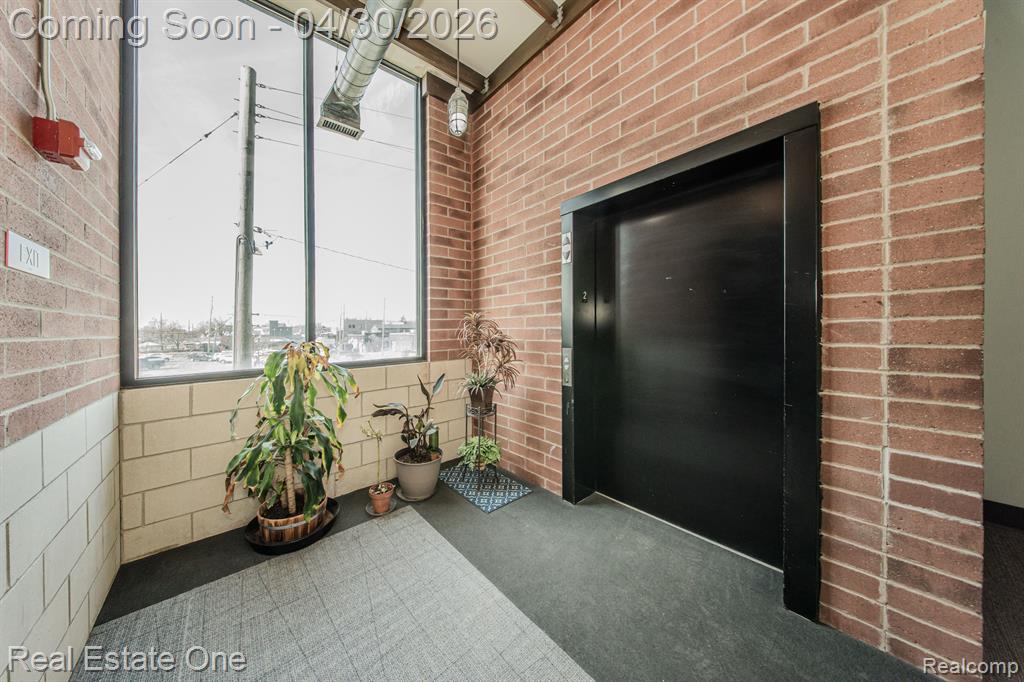 211 East 9 Mile Road, Unit 215 Ferndale, MI 48220 - Photo 5 of 34