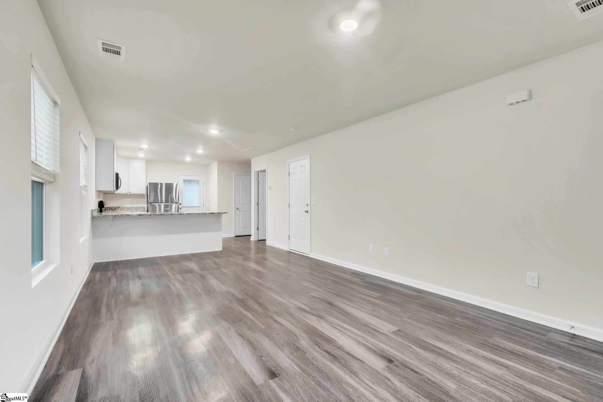 2 Anchor Road Greenville, SC 29617 - Photo 7 of 32