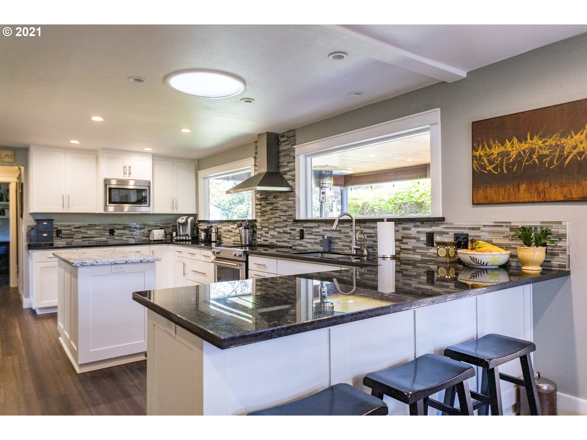 2924 Norkenzie Road Eugene, OR 97408 - Photo 2 of 19 Gallery Image 2