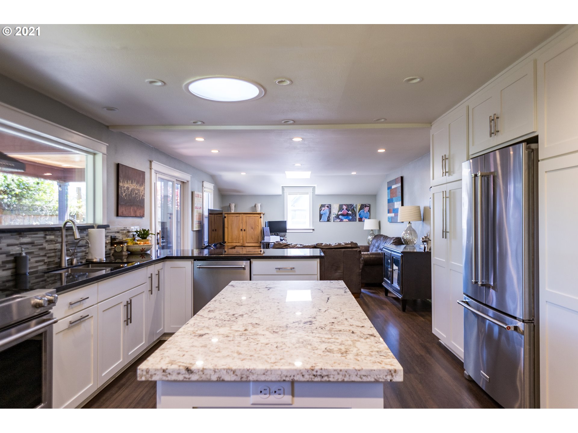 2924 Norkenzie Road Eugene, OR 97408 - Photo 3 of 19 Gallery Image 3