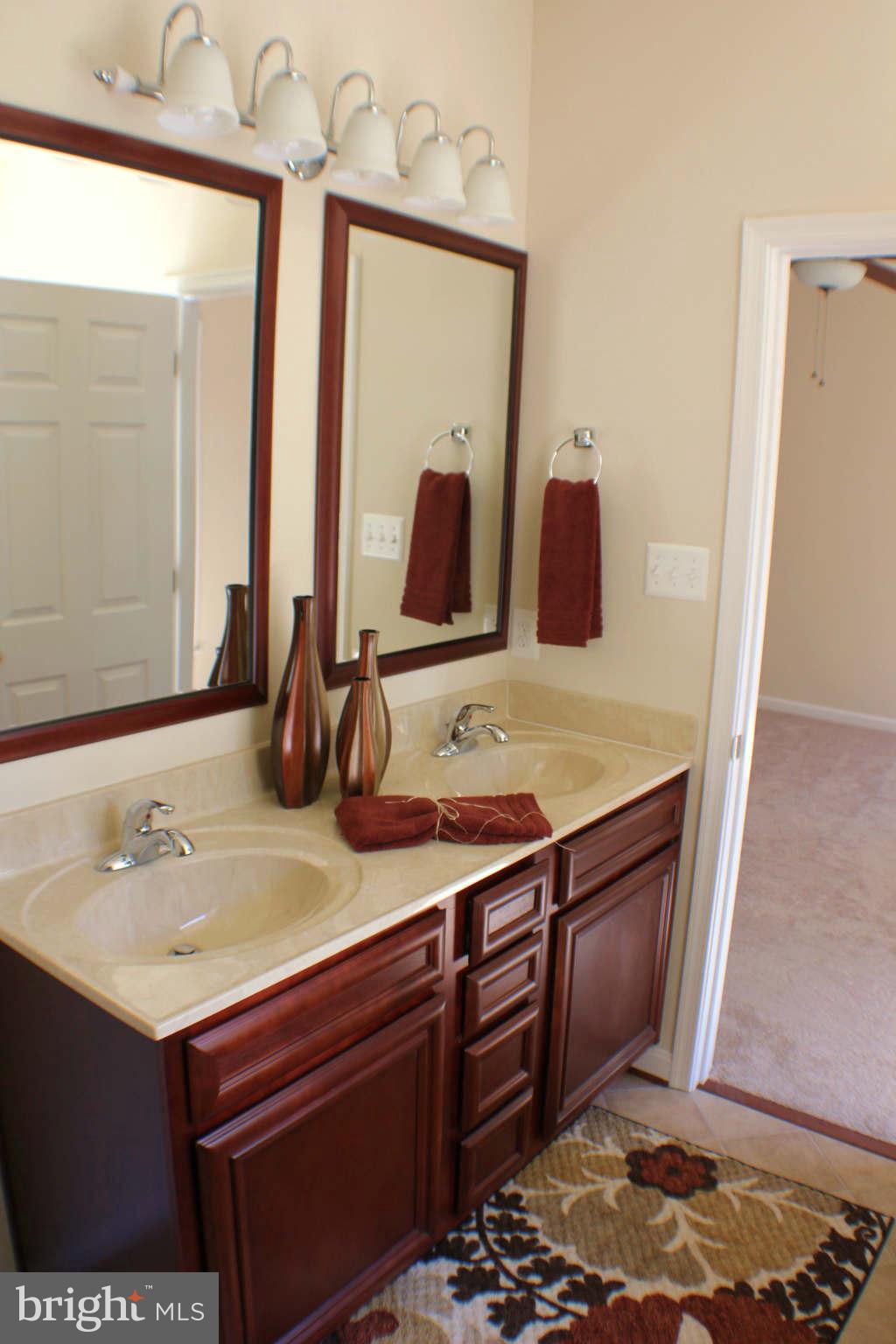 2082 Courthouse Road Stafford, VA 22554 - Photo 8 of 15 Bath (Master)