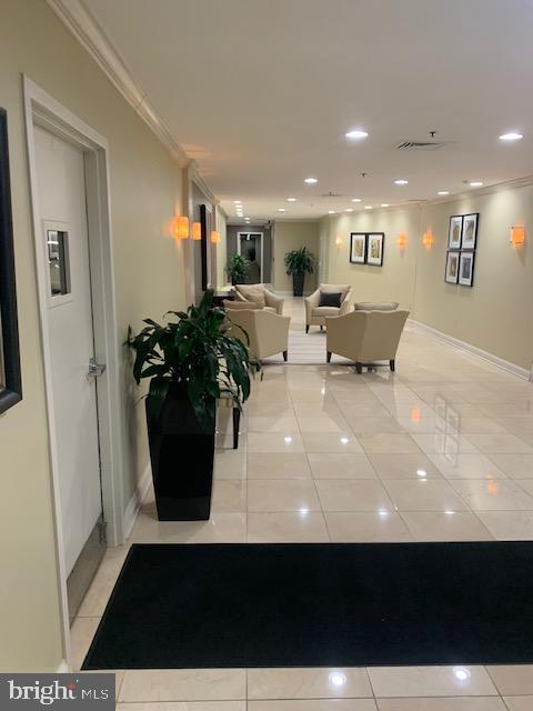 960 Fell Street, Unit 402 Baltimore, MD 21231 - Photo 4 of 33