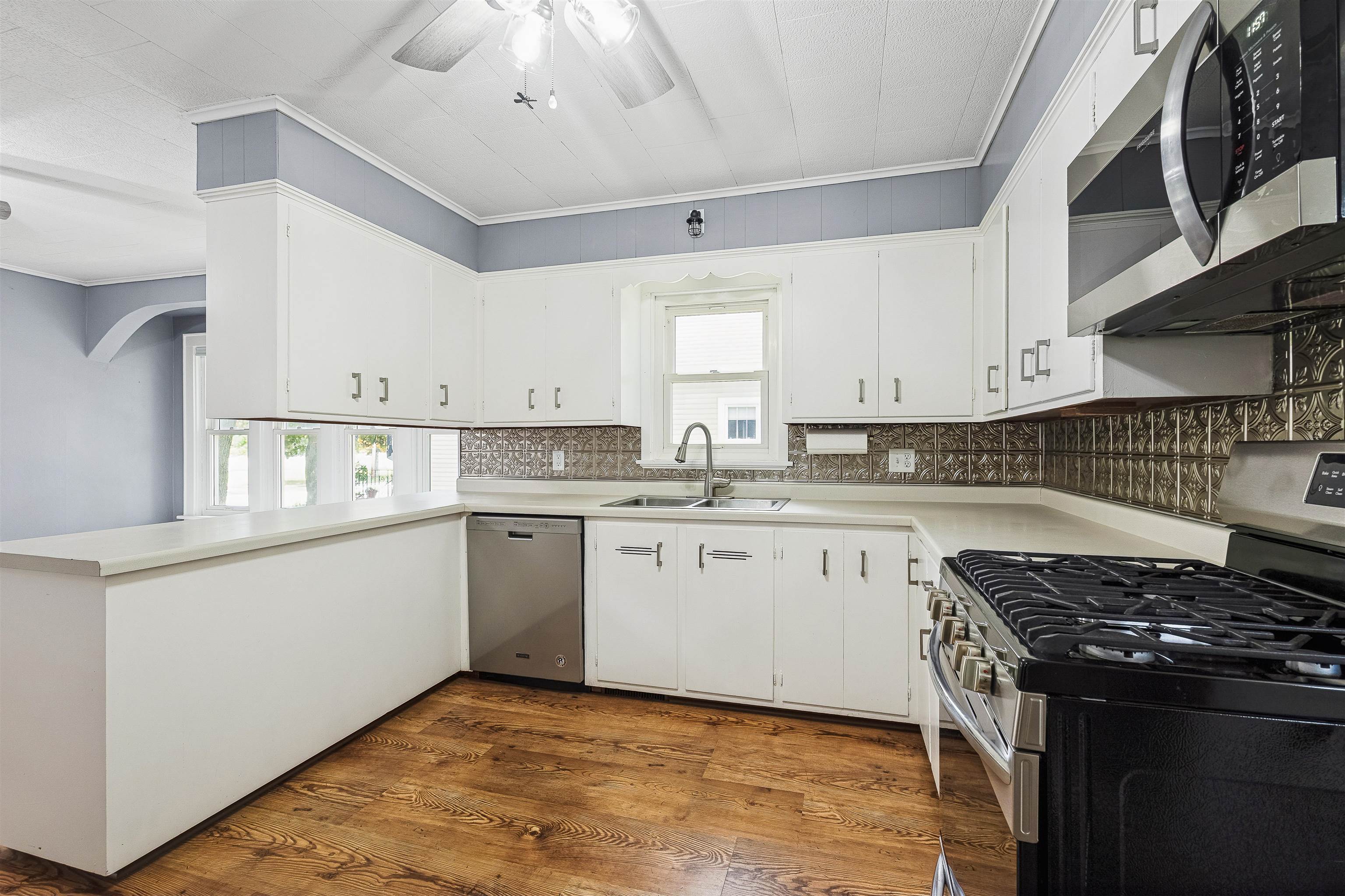 136 2nd Street North Stevens Point, WI 54481 - Photo 5 of 33