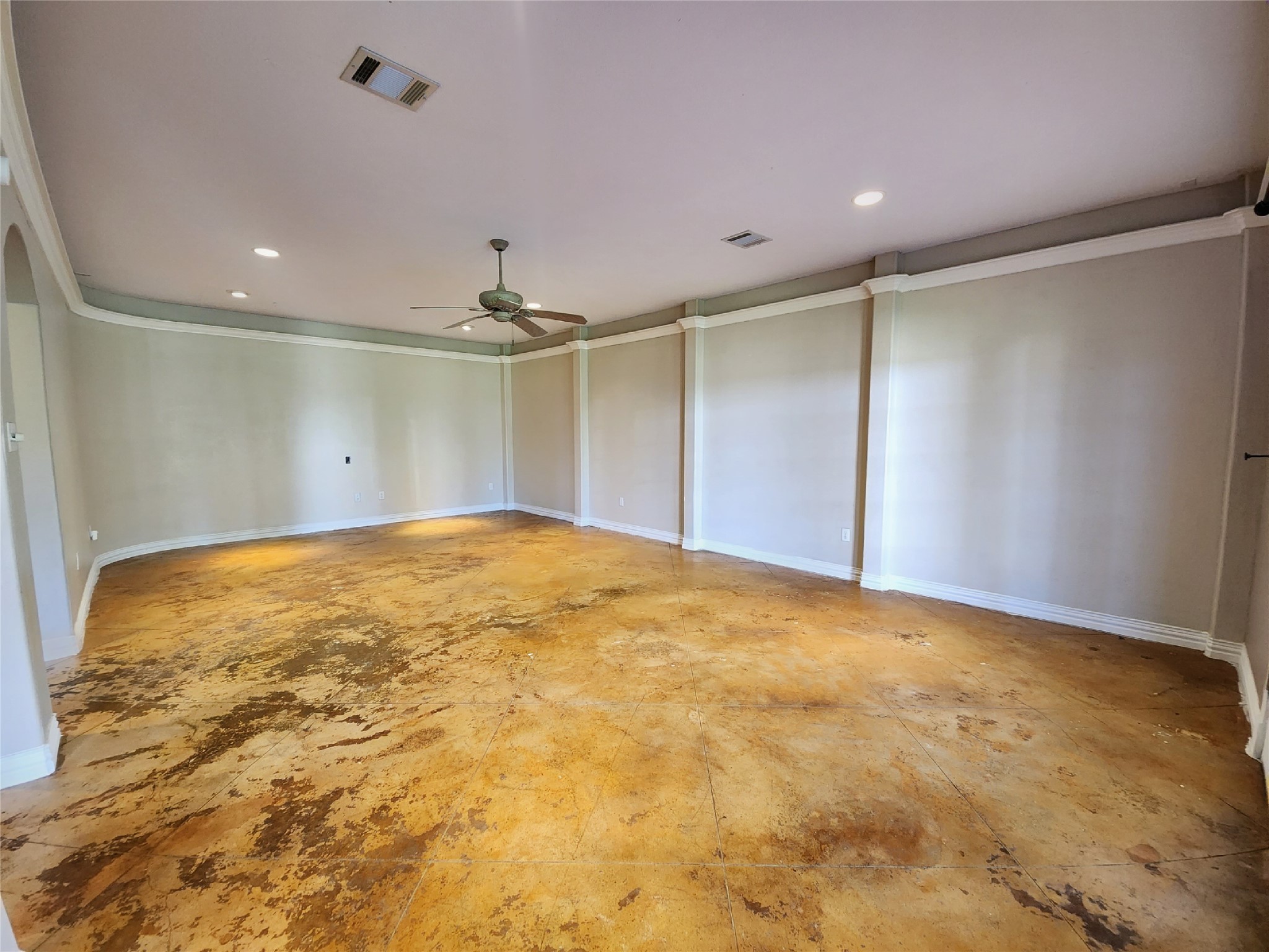 115 Oak Colony Drive Angleton, TX 77515 - Photo 9 of 45
