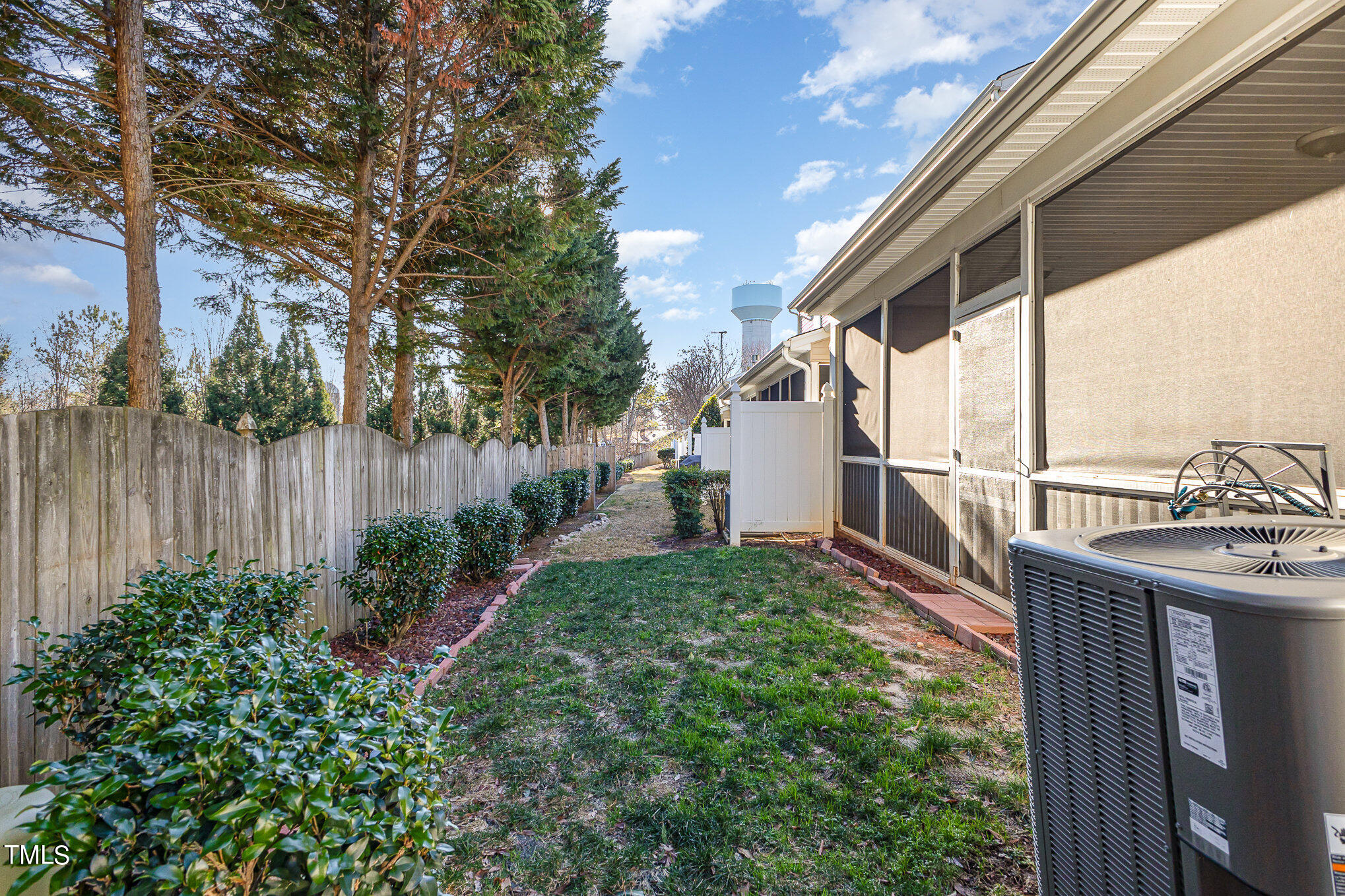 2526 Spring Oaks Way Raleigh, NC 27614 - Photo 24 of 24 024_cy1a8151-edit