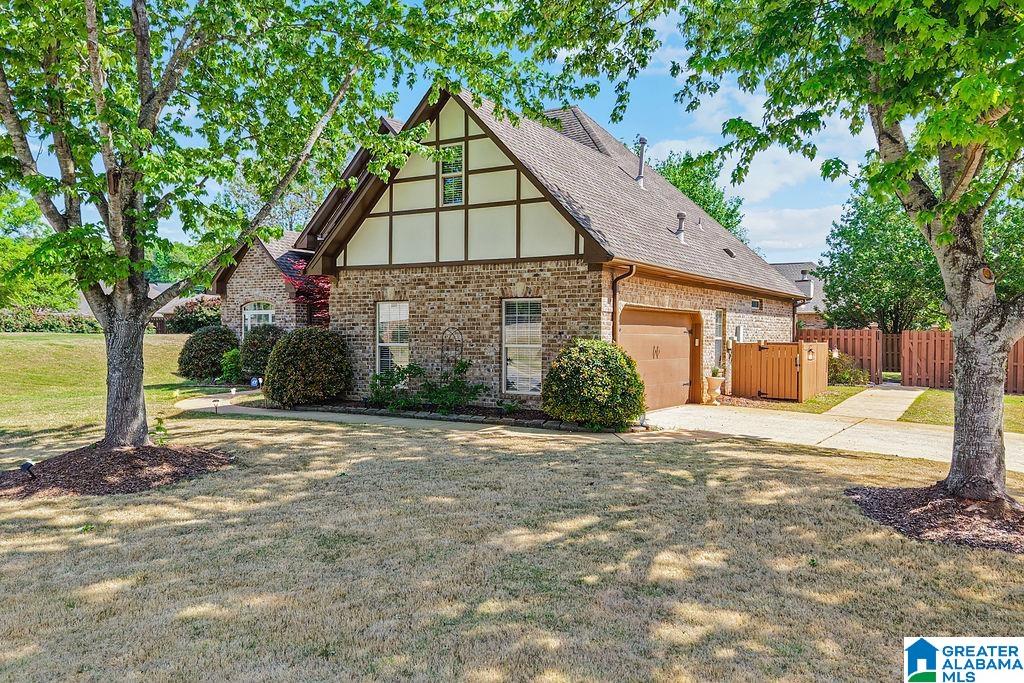 121 Tanglewood Drive Alabaster, AL 35007 - Photo 7 of 48