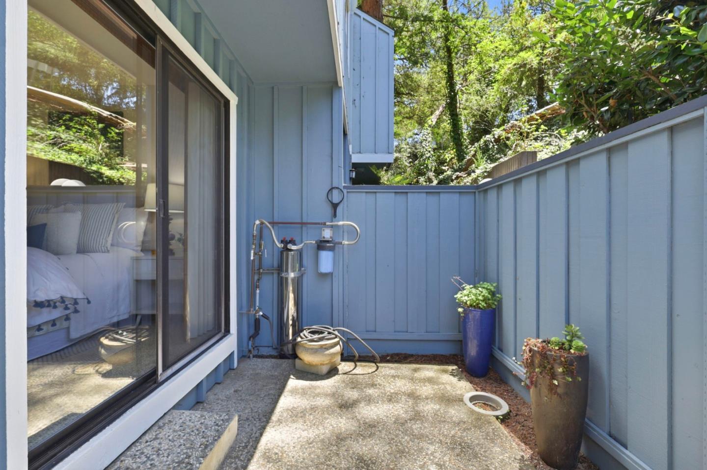 2052 Wharf Road Capitola, CA 95010 - Photo 8 of 48