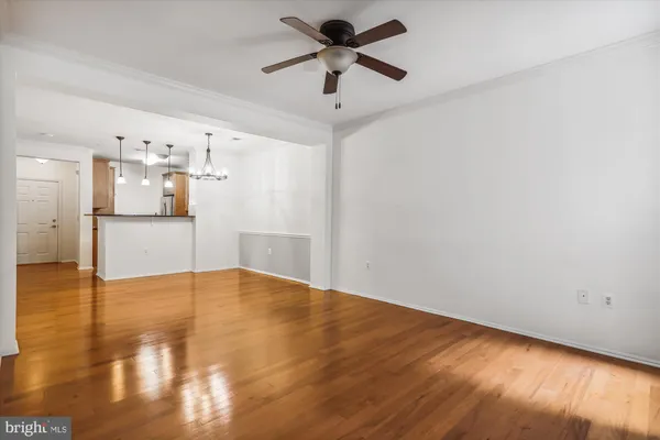 $399,000 | 11800 Old Georgetown Road, Unit 1424, Rockville, MD 20852