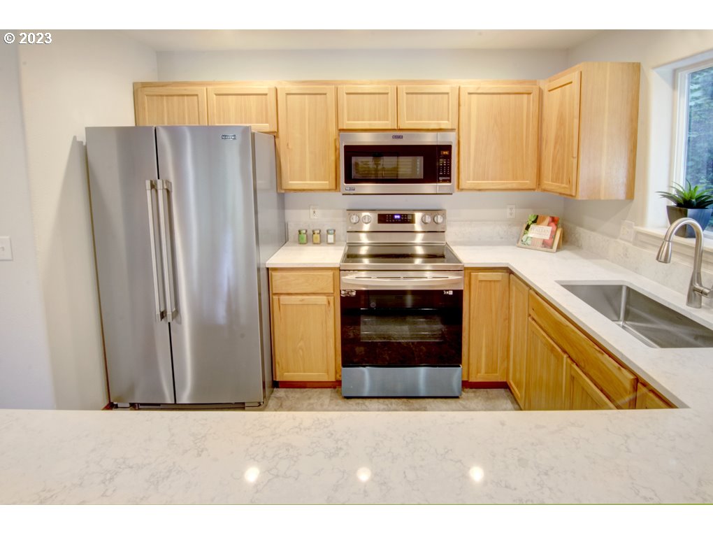 5165 Nectar Way Eugene, OR 97405 - Photo 19 of 47