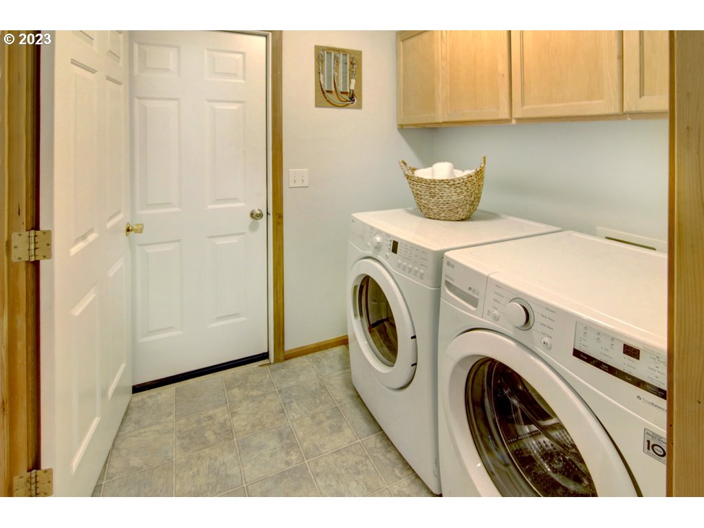 5165 Nectar Way Eugene, OR 97405 - Photo 23 of 47