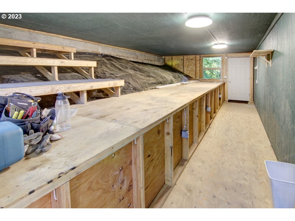 5165 Nectar Way Eugene, OR 97405 - Photo 40 of 47