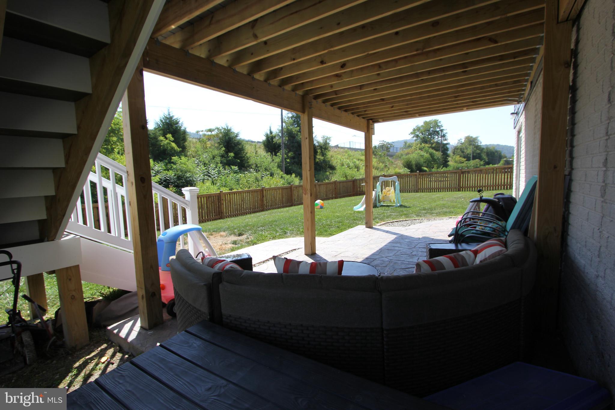 124 Boswell Boulevard Smithsburg, MD 21783 - Photo 37 of 42 Private patio nook under the deck