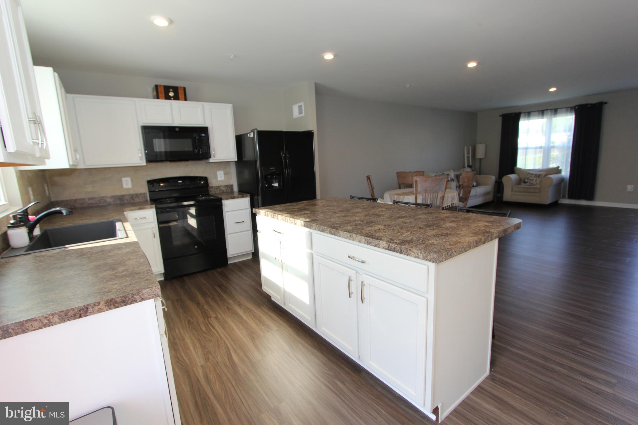 124 Boswell Boulevard Smithsburg, MD 21783 - Photo 4 of 42 Kitchen, view 2
