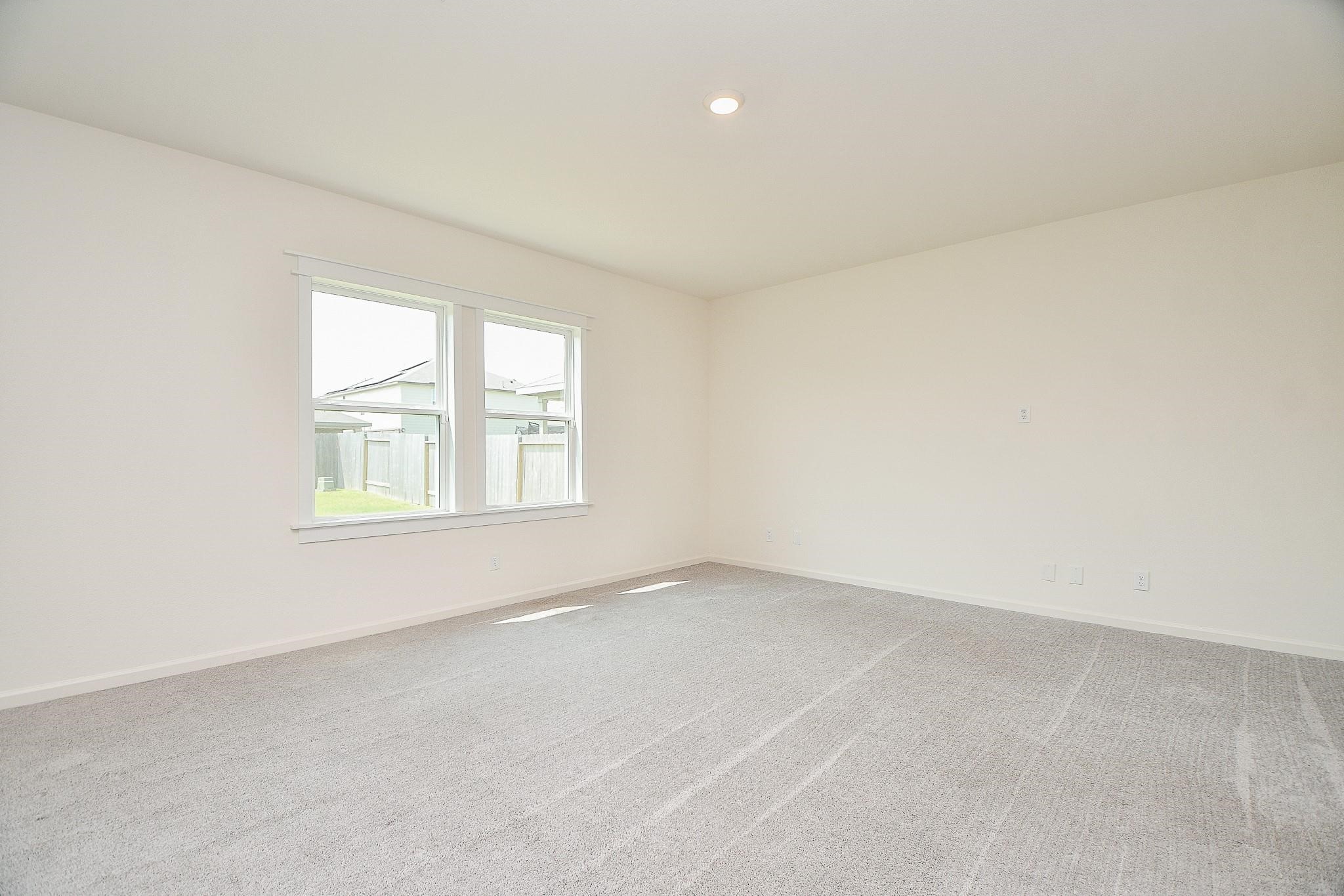 13526 Kinsman Road Houston, TX 77049 - Photo 5 of 31 Gallery Image 5