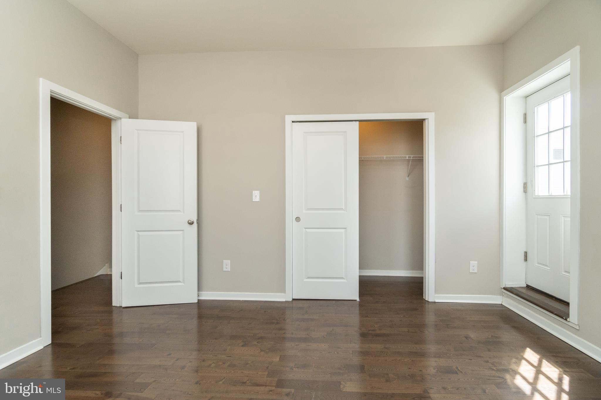 1724 Reed Street Philadelphia, PA 19146 - Photo 10 of 24
